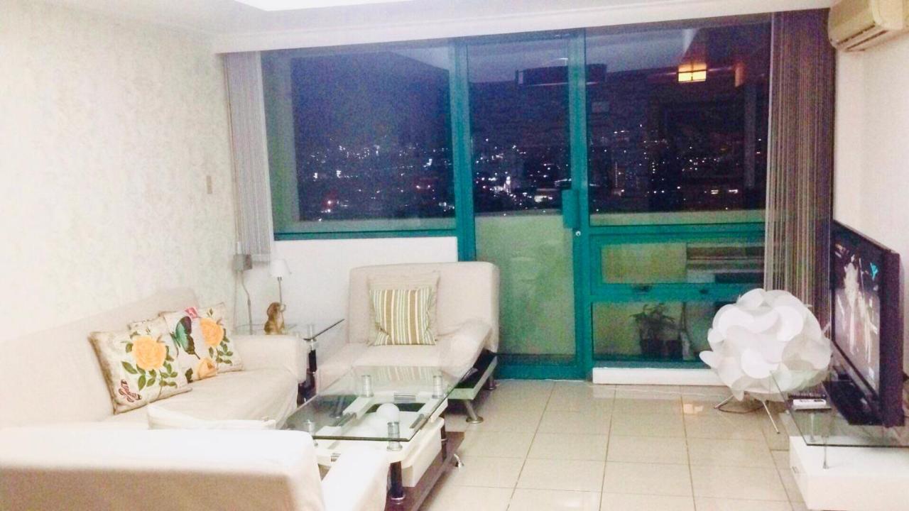 Apartment 67 Sqm. Unit In Robinson Place Residences Manila