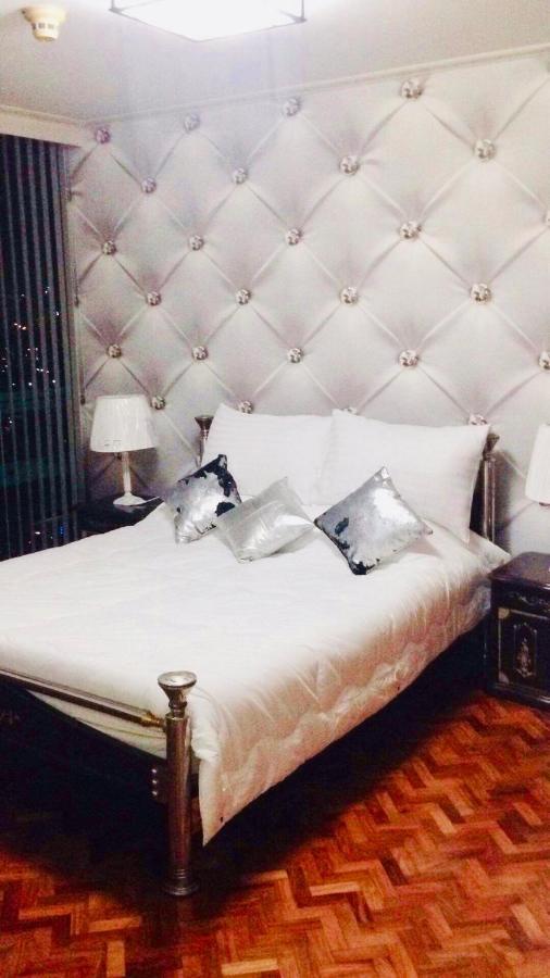 Apartment 67 Sqm. Unit In Robinson Place Residences *