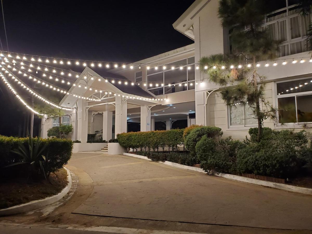 Apartment Presidio Lakefront 2 Bedroom Staycation *