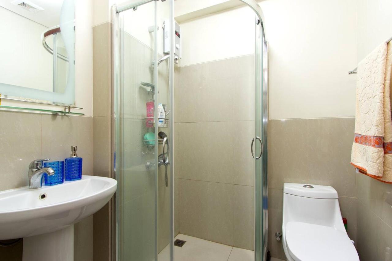 The Beacon Makati For 4 Wifi 30mbps Apartment Manila