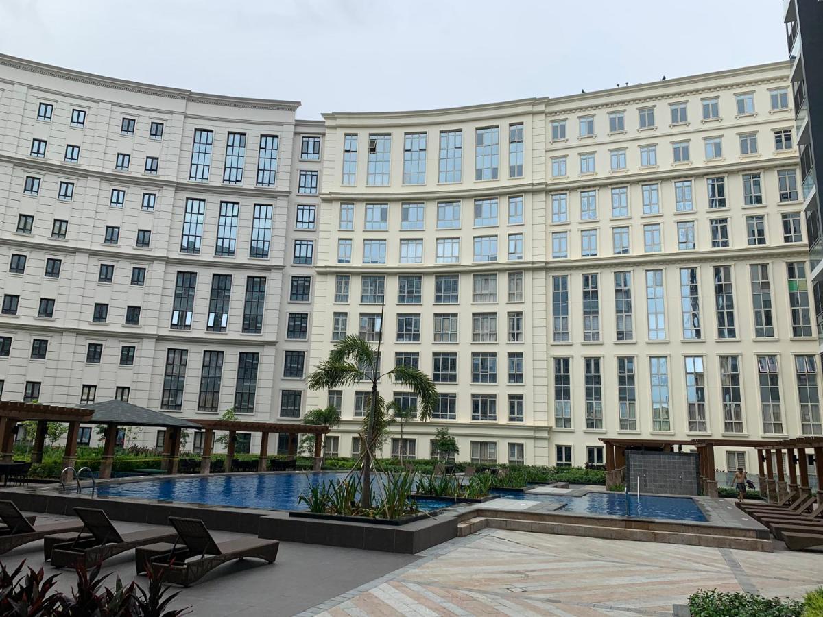Eighty One Newport Boulevard * Manila