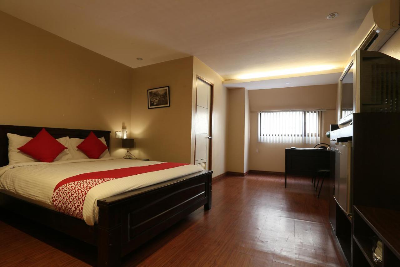 Oyo 419 La Scala Residences Hotel Manila