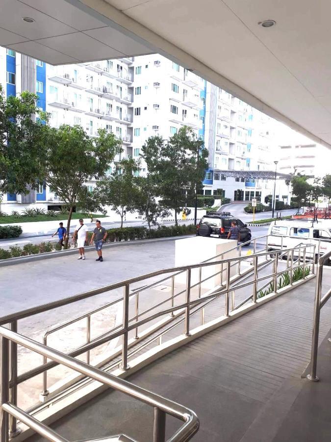 Myrvin At Grass Residences, Qc Apartment