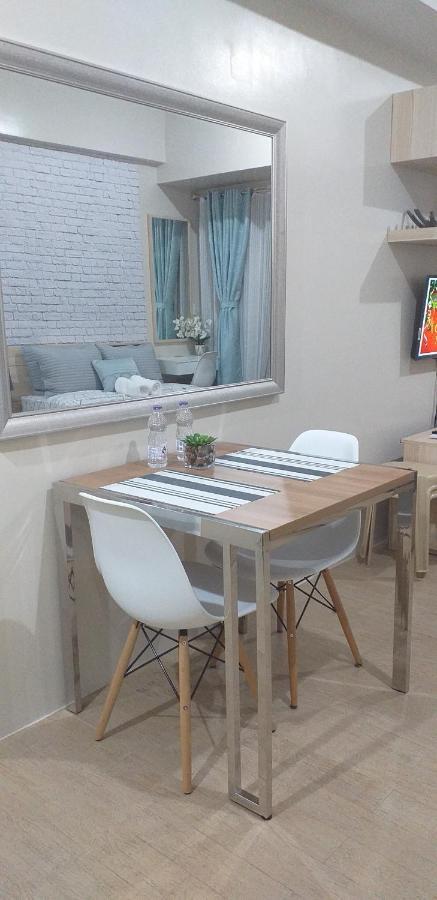 Eighty One Newport Boulevard Apartment Manila