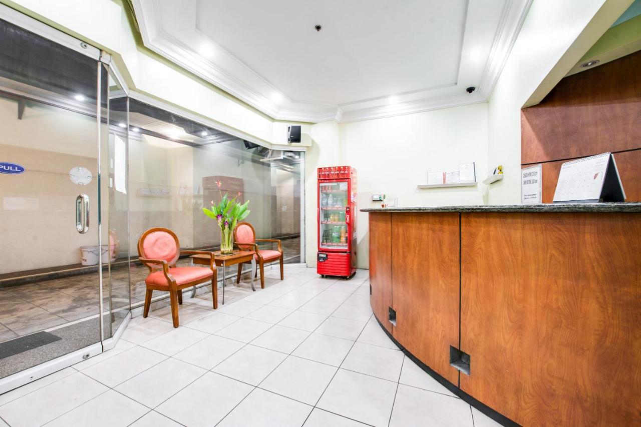 Oyo 242 Benson Apartelle 2* Manila