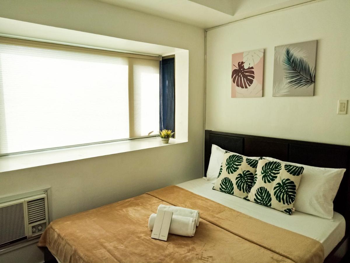 Forbes Area Bgc Taguig Apartment