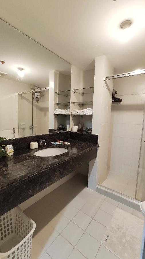 Apartment Living Unit In Metro *