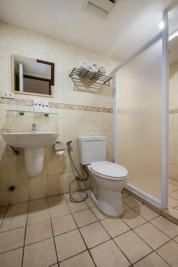 Hotel Oyo 419 La Scala Residences 2*