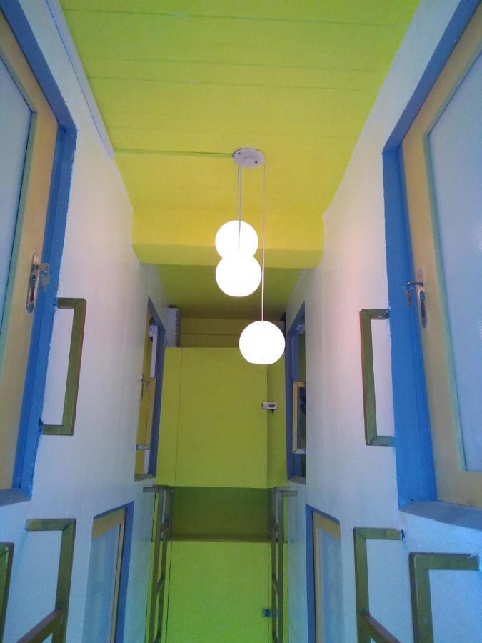Aurora's Private Cabin-capsule Capsule hotel *