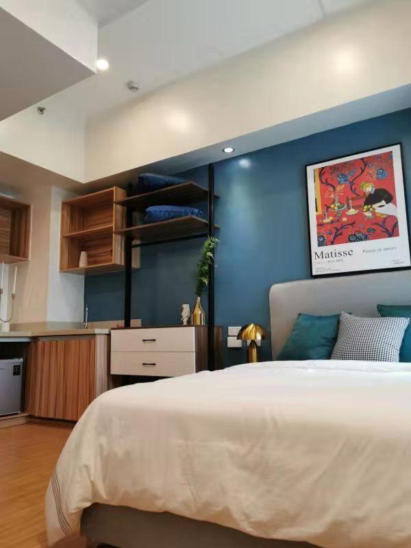 I Suites Malate & Condotel Hotel