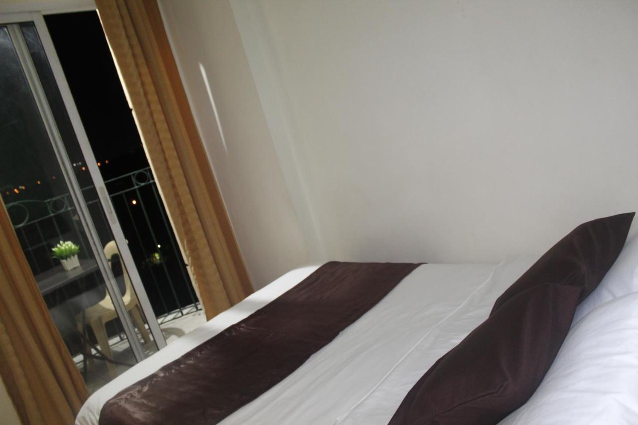 Chateau Elysee A5 Near Airport Wifi Kitchen Apartment