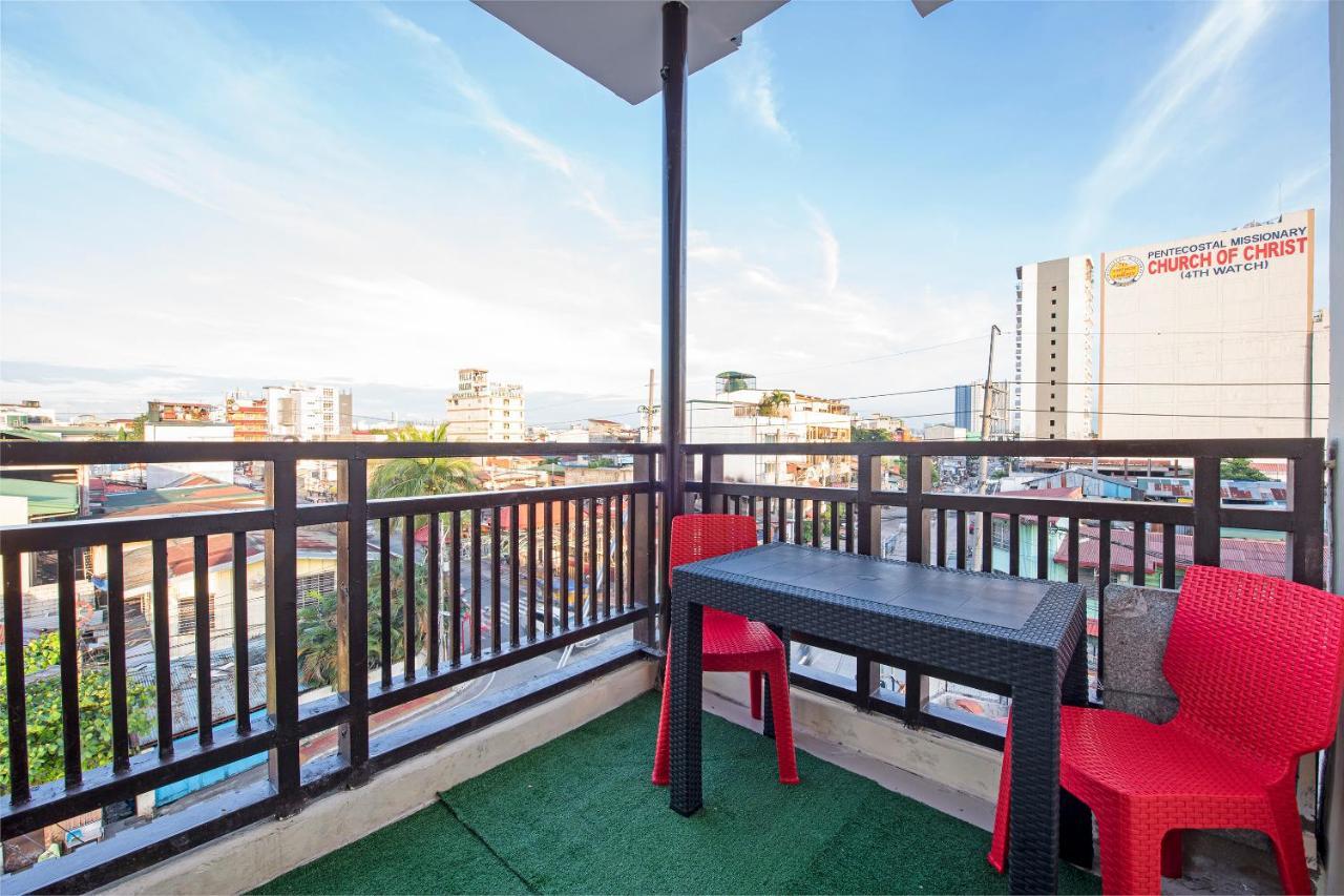 Reddoorz At V-cat Apartelle Sampaloc Hotel 3*
