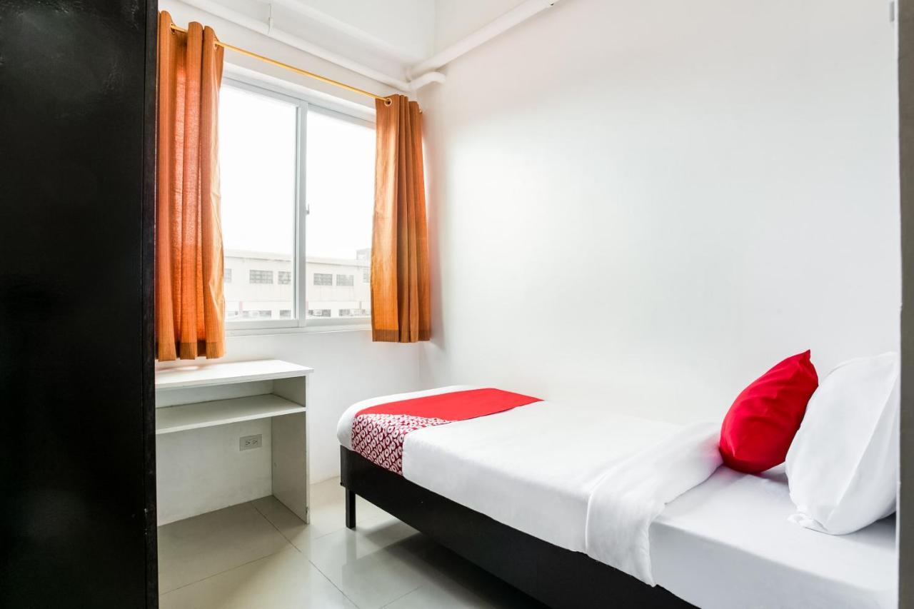 Oyo 505 Jardin Suites 2*