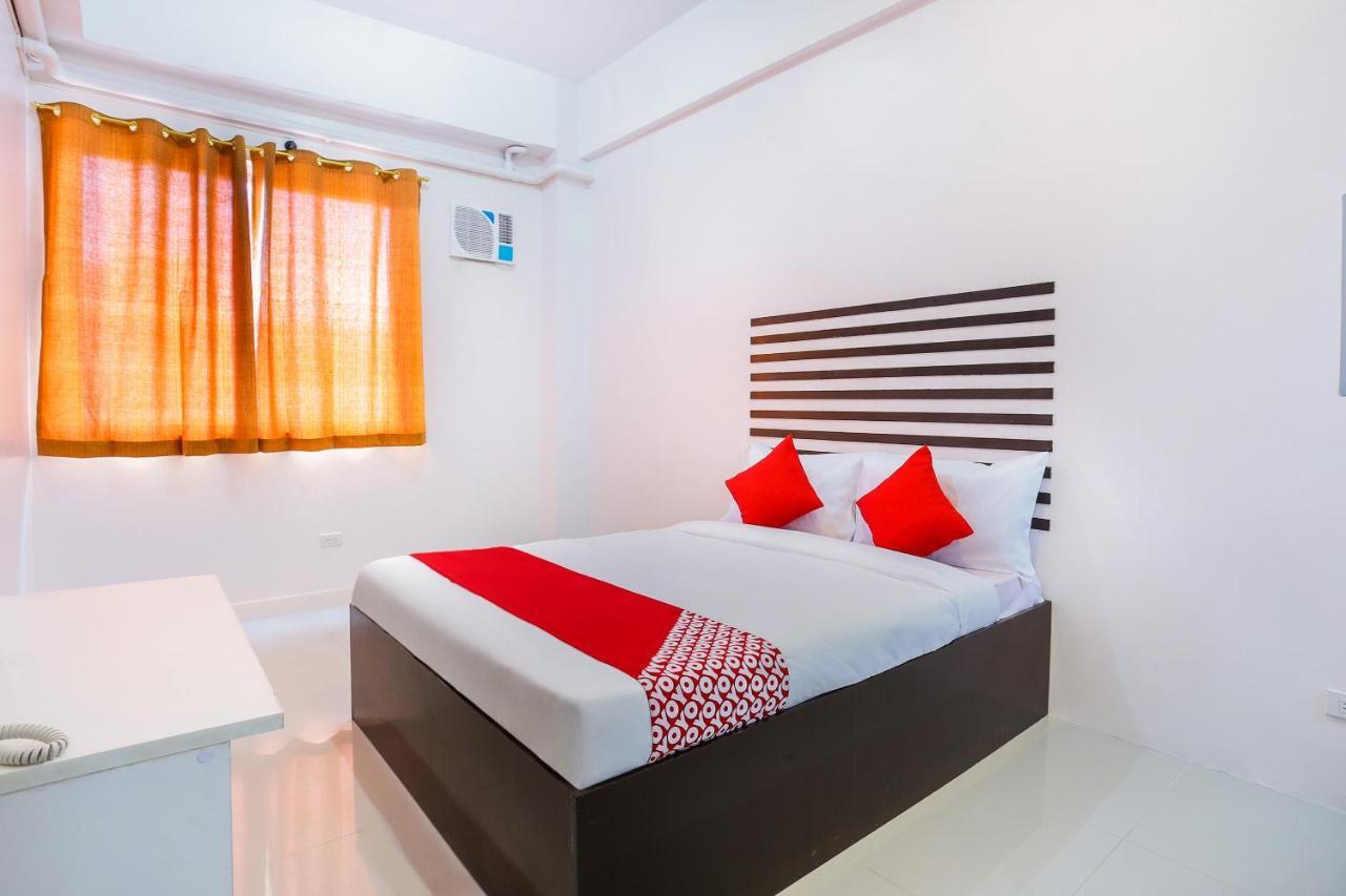 Oyo 505 Jardin Suites Manila