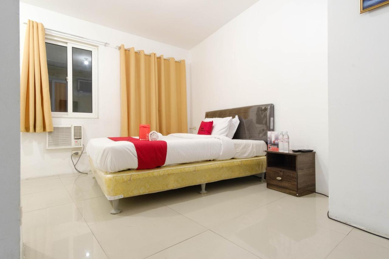 Hotel Reddoorz @ Orchard Tower 3*