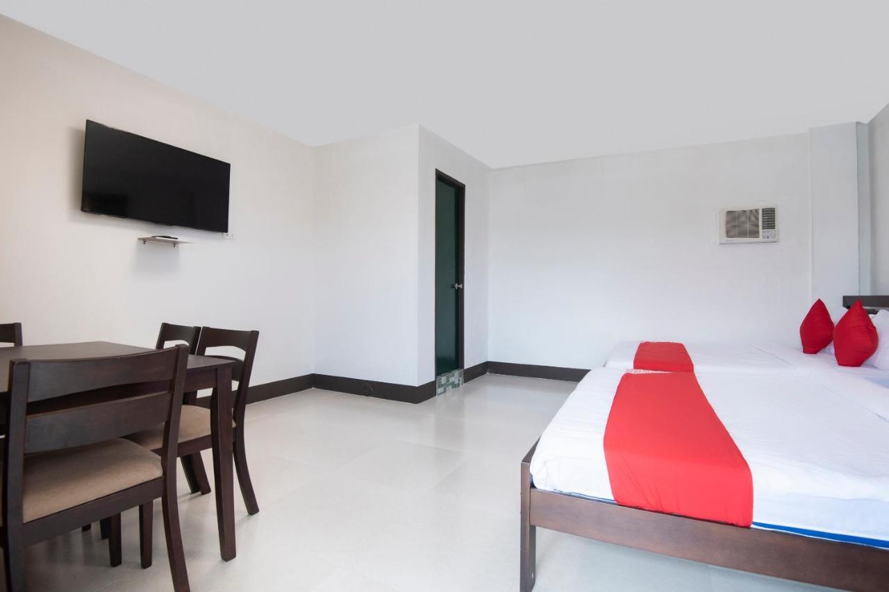 Oyo 430 Michael's Place 2* Manila