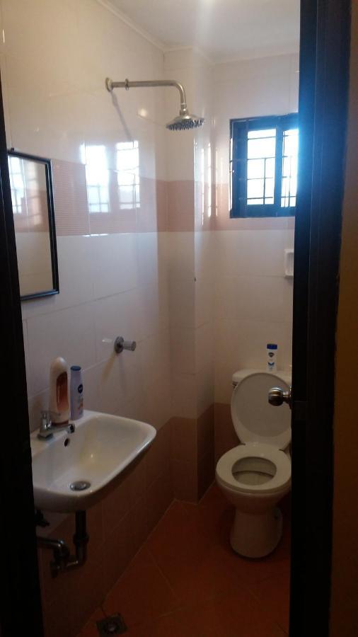 Antoine'S Despacito Near Airport Quarantine Accomodation Doh Accredited Hostel Manila