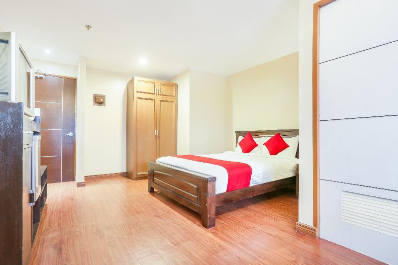 Oyo 419 La Scala Residences Hotel Manila