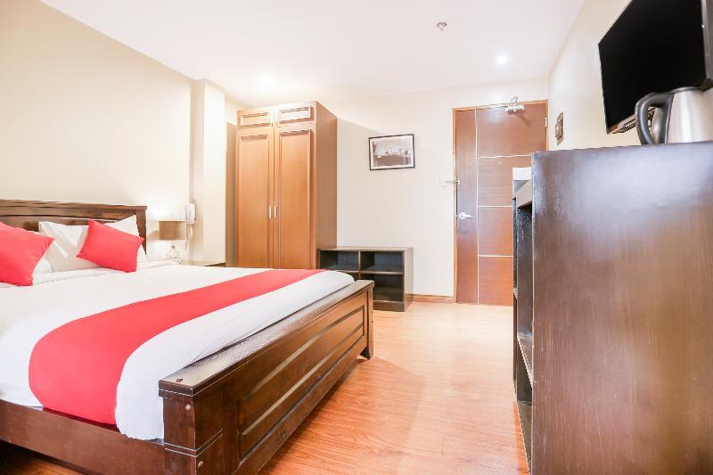 Hotel Oyo 419 La Scala Residences 2*