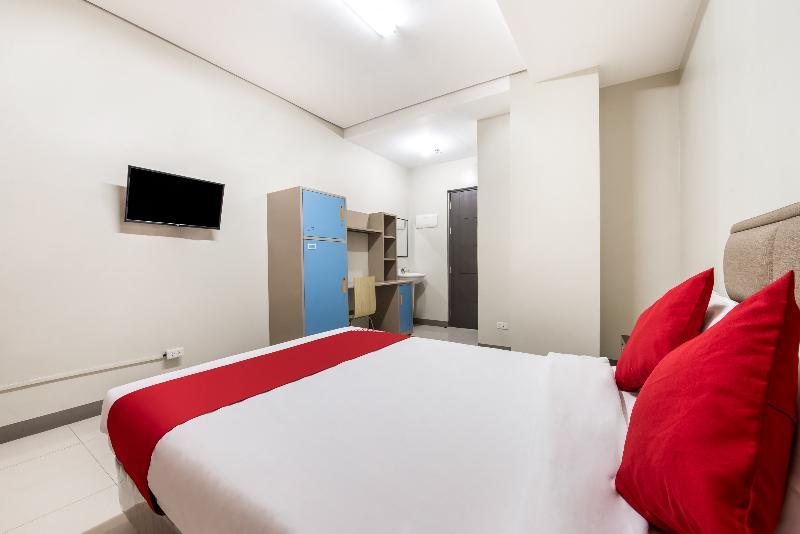 Oyo 229 G Place Hotel 2*