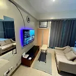 Two Palm Tree Villas Across Naia Terminal 3
