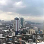 Stylish Malate City Hub At Birch Tower
