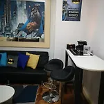 Myminimax Skysuites Gotham City
