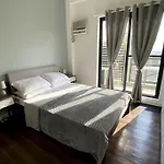 Modern Condo Apt In Flair Tower South, Mandaluyong