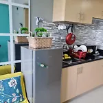Stylish New Unit W/ Balcony At Fern Residences