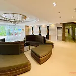 Ej Homes - Fame Residences