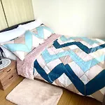 Cozy Place In Taguig With Free Wifi - Near Bgc And Airport