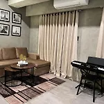 Cozy Spacious Hotel Type Condo With Ps5 Smart Tv And Wifi