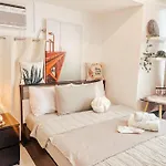 Modern Studio Unit In Viceroy Mckinley Hill Taguig