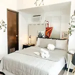 Modern Studio Unit In Viceroy Mckinley Hill Taguig