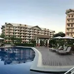 Family Suite W/ Centralized Ac Nr Ayala Mall Feliz