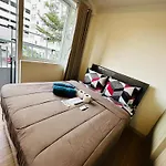 Taguig 1 Bedroom With Balcony Plus Netflix Near Bgc And Airport