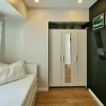 California Themed Condo In Bgc