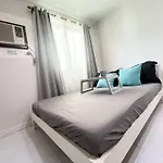 Kl Tower Studio Near Greenbelt Makati