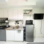 Kl Tower Studio Near Greenbelt Makati