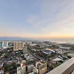 Coast Stay By J 40Th Floor Penthouse