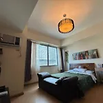 Studio Apartment In Bgc The Fort