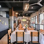 Governor Forbes Inn - Manila City Center