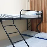 Wholehouse 3 Rooms With Parking