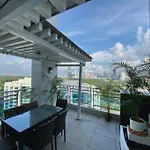 Lovely 2-Br Condo With Patio At Bgc