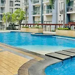 One Palm Tree Villas Condo Across Naia Terminal 3