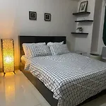 Modern Height Condo In Mckinley