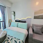 Soho Central Condo In Front Of Edsa Shangri-La Mall - Lil Olive\'S Spot