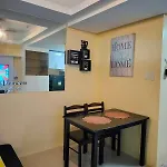 28Th Floor 1 Bedroom Unit With Pool View
