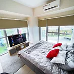Luxury 2Br Corner Near Solaire & Okada II Sunset