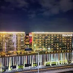Lovely Penthouse Across City Of Dreams, Airport